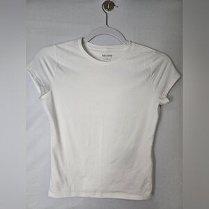 Hollister Crisp White Crewneck Tee Size Small